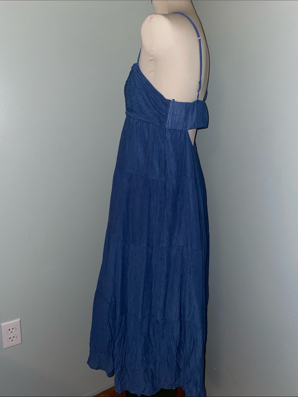 Kirious Navy Blue Spaghetti-Strap Maxi Dress - Picture 3 of 14